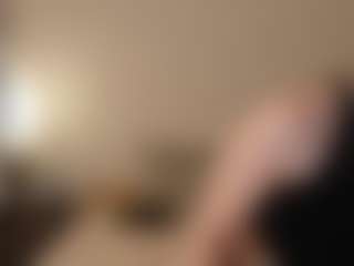 Live cam show with LiliVenom - New Bedroom on Camsoda