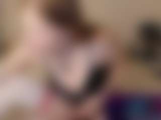 Live cam show with LiliVenom - Tease Blonde Hair on Camsoda