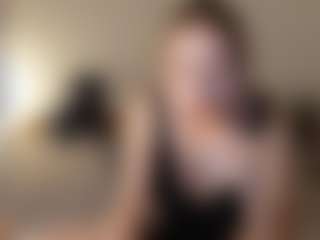 Live cam show with LiliVenom - College on Milfs Live