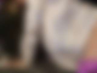 Live cam show with LiliVenom - Blonde Hair on Camsoda