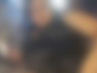 Live cam show with Mckenzie69er - BBW on UwU Esports