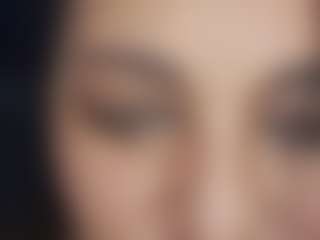 Live cam show with Mckenzie69er - Strip MILF on eurowanks.com