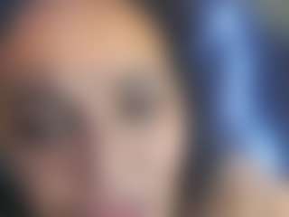 Live cam show with Mckenzie69er - New Brown Eyes on mypornchat.com