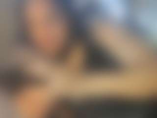 Live cam show with Mckenzie69er - Shaved Pussy MILF on numayanayam.club