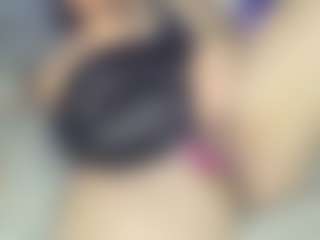 Live cam show with Mckenzie69er - New White on intimatelivegirls.com | south africa