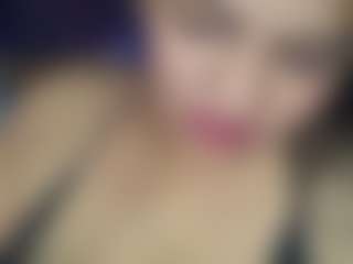 Live cam show with Mckenzie69er - Mobile on Camsoda Late Night