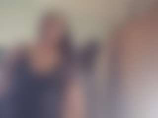 Live cam show with Mckenzie69er - New Squirt on TeamSkeetLive