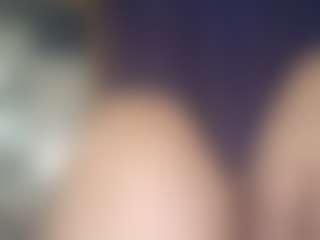 Live cam show with Mckenzie69er - Smoking on Camsoda