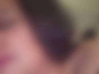 Live cam show with Mckenzie69er - Lovense MILF on Gym Cam Girls