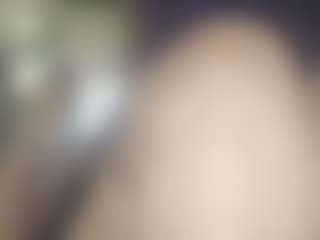 Mckenzie69er MILF webcam performer live streaming