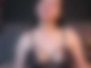 Live cam show with Mia-Blakee - Dirty on CamwithHer