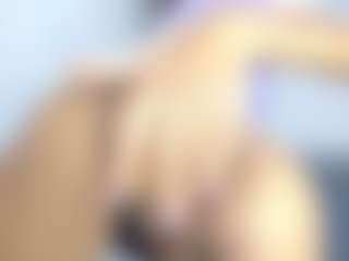 Live cam show with Miia-moretti - Normal on Milfs Live