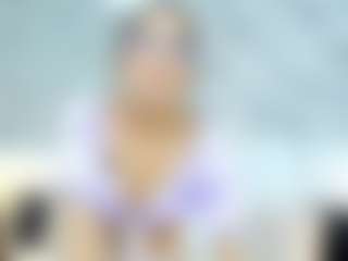 Live cam show with Miia-moretti - Brown Hair Petite on StripNow
