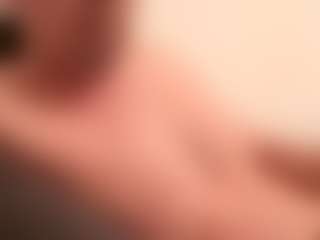 Live cam show with Suczka - Smoking on Gym Cam Girls