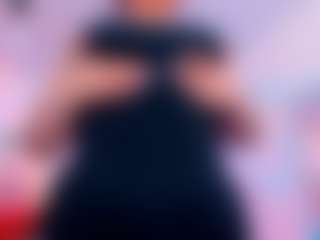 Live cam show with SienaWest - Spankass on alttransgirls
