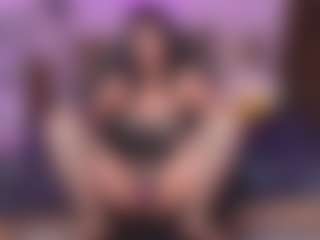 Live cam show with AmberGlowing - College on Camsoda