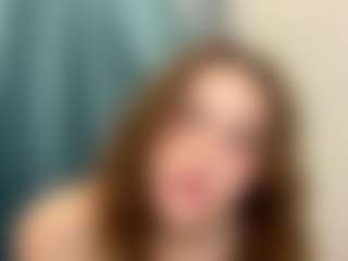 Live cam show with Julia - Red Hair Squirt on Soda Cam