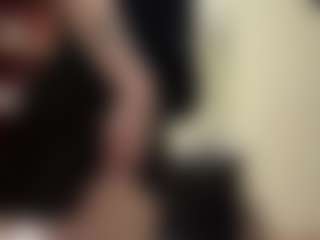 Live cam show with BeverleyCaplan - Big Ass on Livezox