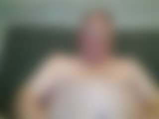 Live cam show with Caerphillyphil - Tease on boobsie.com