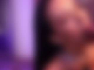 Live cam show with Demisinn - Anal Toys on Camsoda