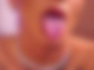 Demisinn's Live Sex Cam Show