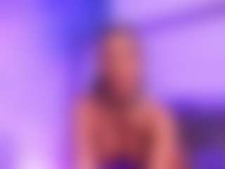 Live cam show with Demisinn - Control on StripNow