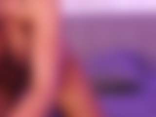 Live cam show with Demisinn - Gamer MILF on SpankPalCams
