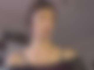 Live cam show with Ria - New Spank on Camming Site