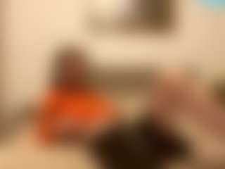 Live cam show with JoelleMorise - Skinny on Camsoda