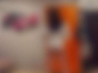Live cam show with JoniStellings - Sub on Cam Slut