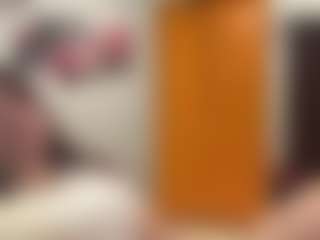 Live cam show with JoniStellings - Flirt on intimatelivegirls.com