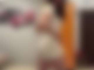 Live cam show with JoniStellings - New Sexwebcam on WildCum