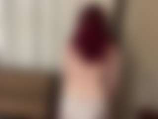 Live cam show with KayceeAcosto - Average on Streamer API