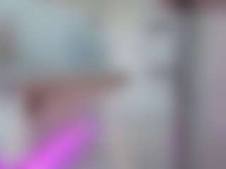 KrissLoveSnort's Live Sex Cam Show