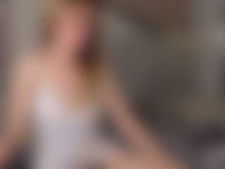 Live cam show with Nyan-kitty - Facial on friskycurves.com