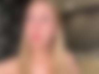 Live cam show with RomaKersey - Average on Hubzter Live