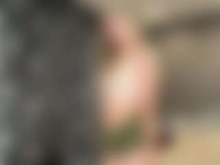 Live cam show with RomaKersey - Tittyfuck on Soda Cam