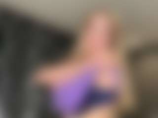 Live cam show with RomaKersey - Granny Squirt on Free Soda
