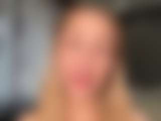 Live cam show with RomaKersey - Granny Blonde Hair on Uber Horny