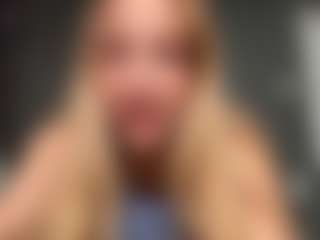 Live cam show with RomaKersey - Granny Squirt on Milfs Live