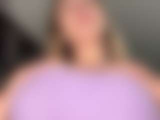 Live cam show with RomaKersey - Joi on hrnylive.com