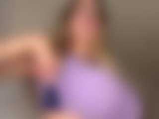 Live cam show with RomaKersey - Granny Blonde Hair on Camsoda