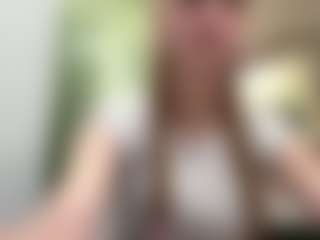 SeasonLabreck's Live Sex Cam Show