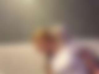 SeasonLabreck's Live Sex Cam Show
