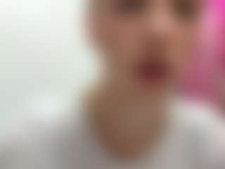 SeasonLabreck's Live Sex Cam Show