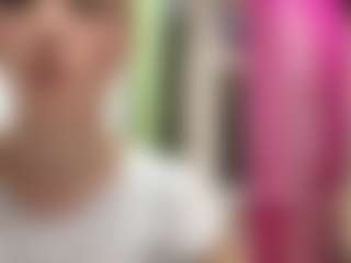 SeasonLabreck's Live Sex Cam Show