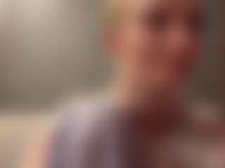 SeasonLabreck's Live Sex Cam Show