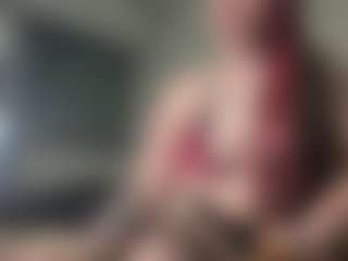 Live cam show with IvyAndSin - Cock Rating on TeamSkeetLive