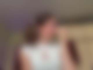 Live cam show with TonyaDellaratta - New Latina on Porn Luv