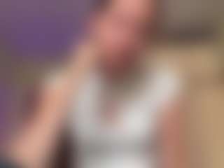 Live cam show with TonyaDellaratta - Sexy on livesuperchat.net